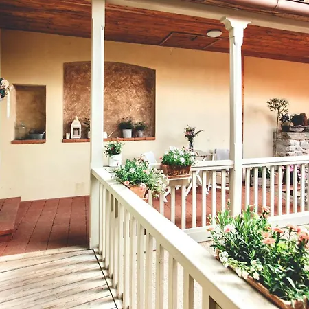 Dobre Casy - Rodinny Iii. Daire